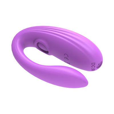 Tidak terlihat memakai alat pijat anal dan klitoris yang terbuat dari silikon medis bentuk U G spot vibrator mainan seks untuk wanita
