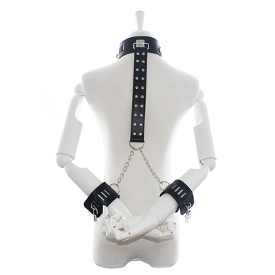 Bondage Harness Fashion Gothic Collar, PU Seksi Punk Choker dengan Alloy Heart Dangle untuk Wanita